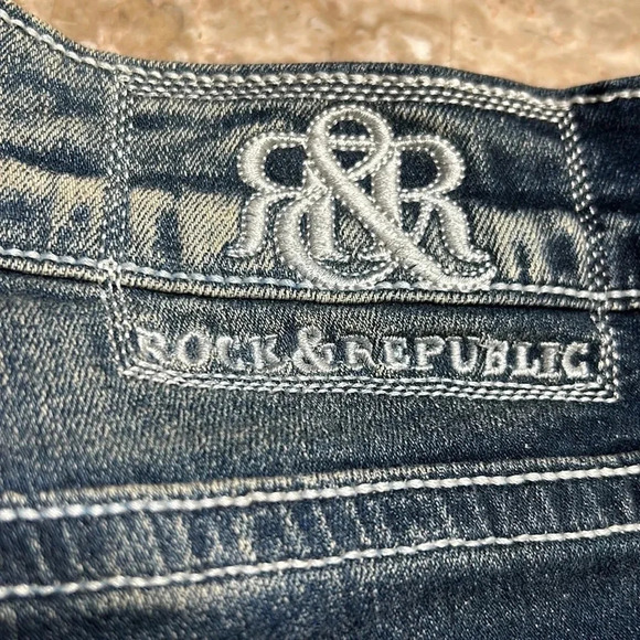 Rock& Republic jeans, men 34x32 SLIM  ,STRAIGHT,blue ,logo,denim,NWT, faded - Picture 9 of 12